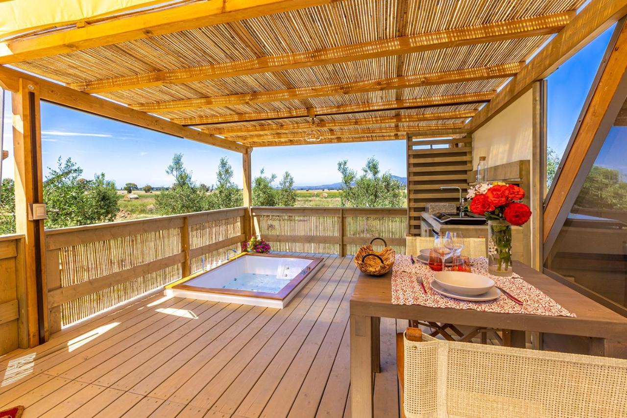 Glamping Gli Etruschi 호텔 피옴비노 외부 사진