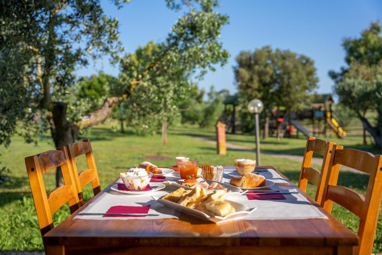 Glamping Gli Etruschi 호텔 피옴비노 외부 사진